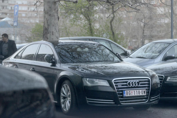 MOMENTALNO ISKLJUČENJE IZ SAOBRAĆAJA, ODUZIMANJE TABLICA I NOVČANE KAZNE: Pojačana kontrola vozila, MUP upozorio!