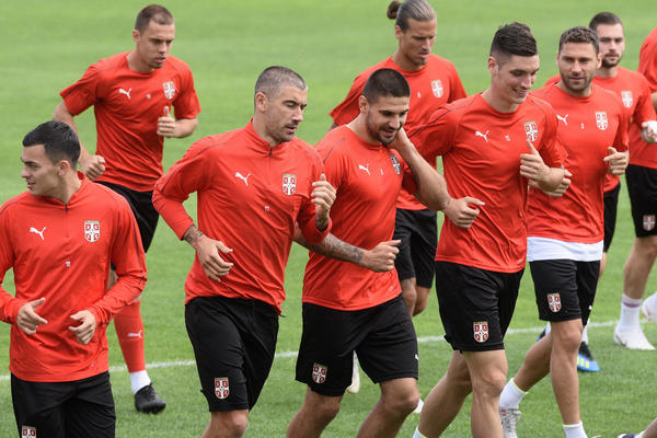 SRPSKI REPREZENTATIVAC ODLAZI U MILANO: Razlog je velika Srbinova plata!