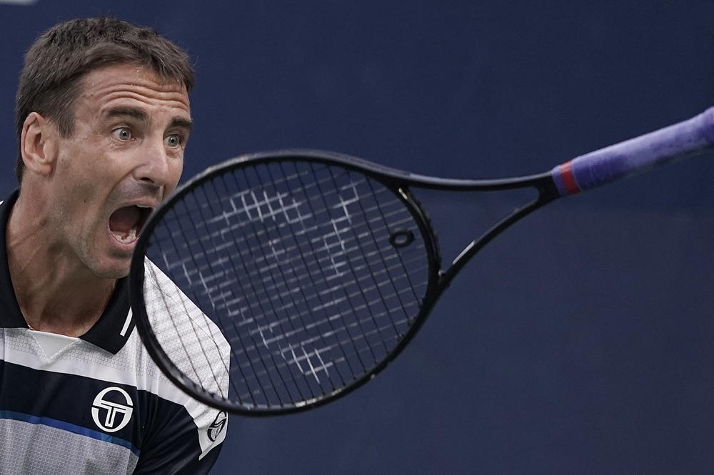 AKO STE SE PITALI GDE JE I ŠTA RADI: Ima 37 godina i još igra tenis, a danas je osvojio prvi turnir posle 6 godina!