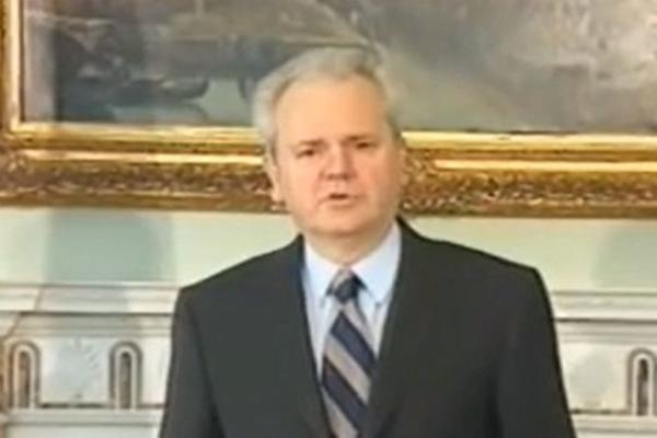 IMAMO NEPOBEDIVU VOJSKU, TO SMO DOKAZALI: Ovako se Milošević obratio naciji KAD JE ZAVRŠENA NATO AGRESIJA (VIDEO)