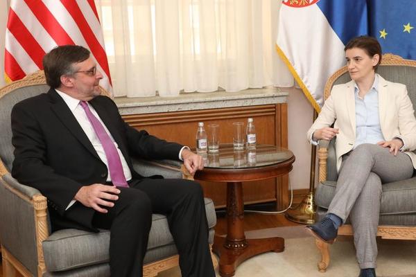 LJUDI KOJI ŽIVE NA KiM SU ŽRTVE PONAŠANJA PRIŠTINE: Brnabić na sastanku sa Palmerom (FOTO)