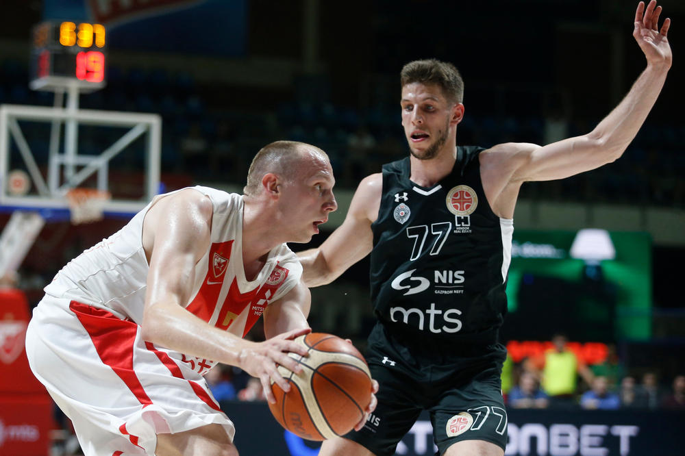 ZVEZDA VODI U FINALNOJ SERIJI: Festival trojki u Pioniru pripao crveno-belima, Novica i Renfro nisu mogli sami!