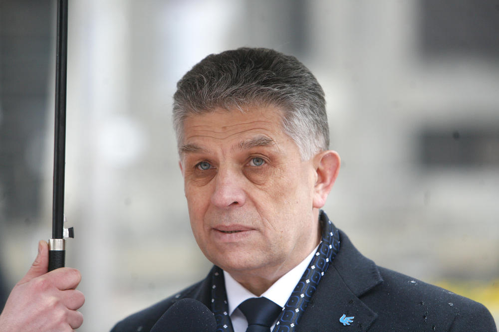 PROMENIO PLOČU! Sulejman Ugljanin izlazi na IZBORE! PAUNOVIĆ SE JOŠ PREMIŠLJA