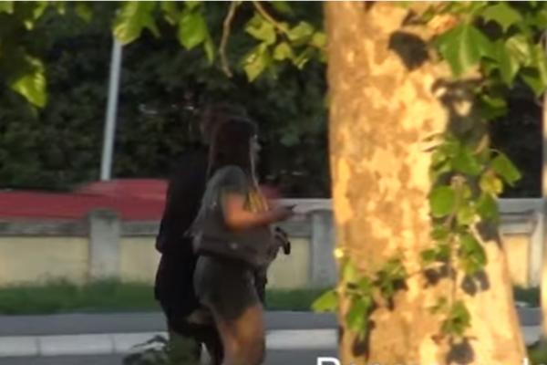 DRAGANA MITAR UHVAĆENA NA DELU: Društvo joj pravi POZNATI PEVAČ! Biznismeni su PROŠLOST?! (FOTO)