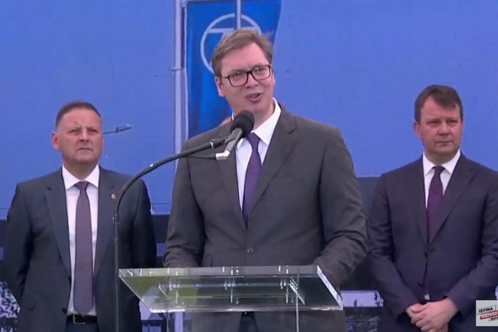 VIDEO SAM KUKA-ROBOTE, NAJSAVREMENIJE MAŠINE OVDE U NAŠEM BANATU! Vučić otkrio zašto je važna fabrika ZF u Pančevu