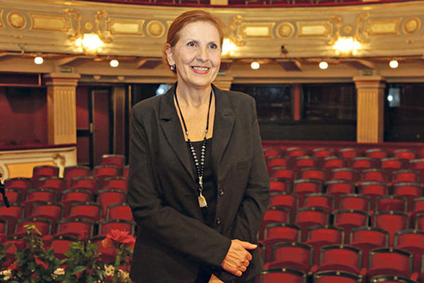 OBOŽAVA JE CELA SRBIJA, ALI NIKO NE ZNA KOLIKO GODINA IMA: Saznao se TAČAN DATUM rođenja Olge Odanović