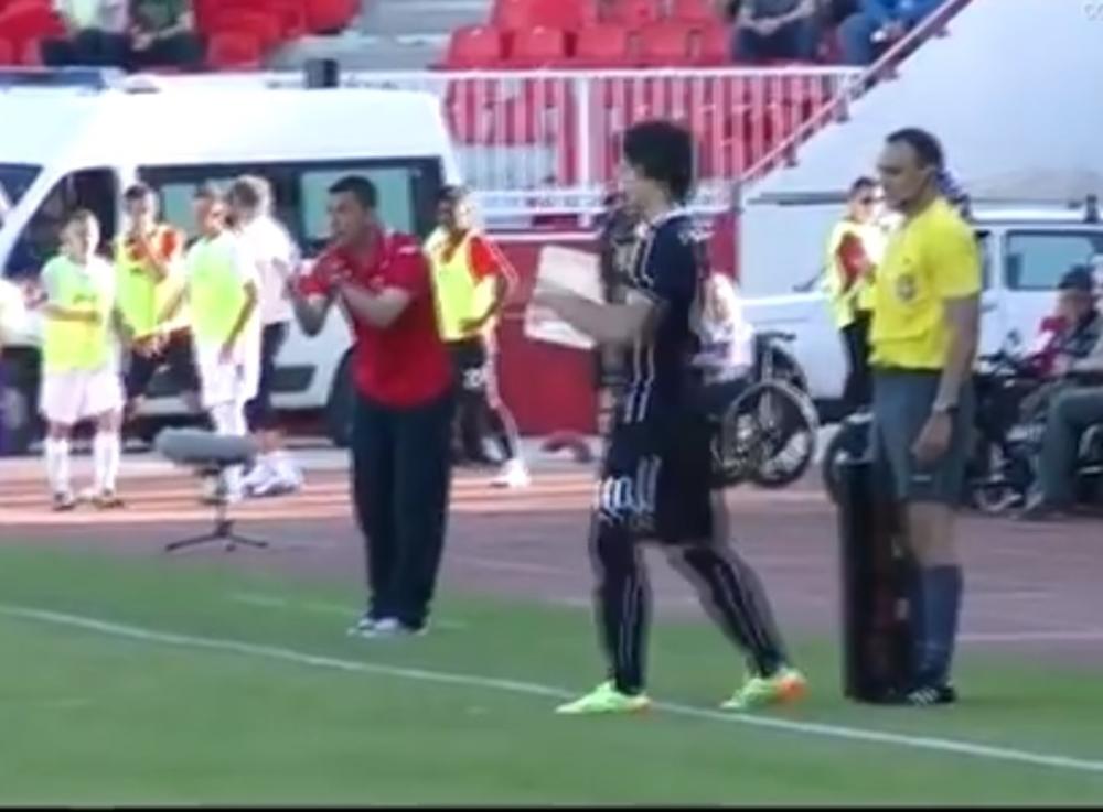 Momenat kada je Jović debitovao za Zvezdu  