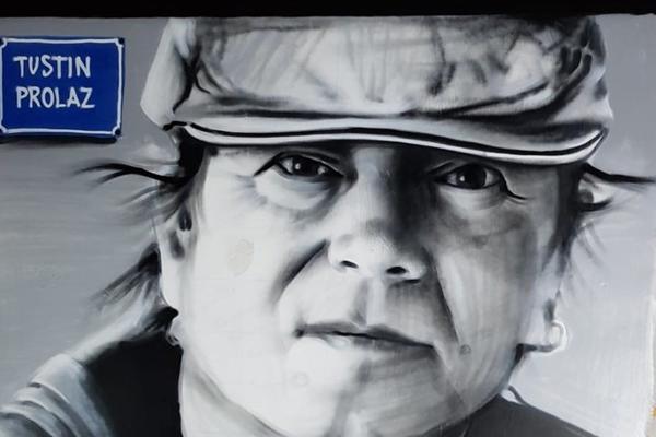 TUSTA iz grupe KUD IDIJOTI dobio mural u Staroj Pazovi