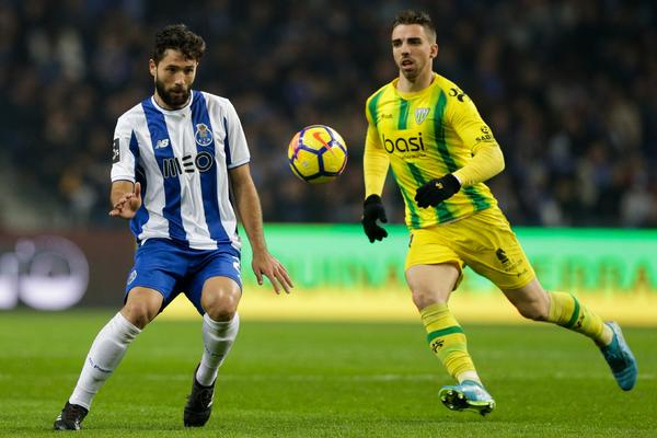 ZVANIČNO: Zvezda ima novog napadača, na Marakanu je stigao portugalski majstor! Može li poput Vijeire?