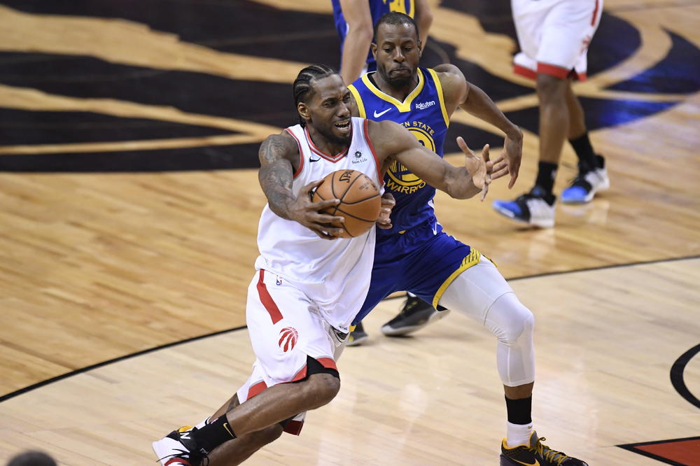 UBILI MU OCA, A UBICA NIKAD NIJE PRONAĐEN: Kavaj Lenard progovorio o potresnoj sudbini pred utakmicu karijere!