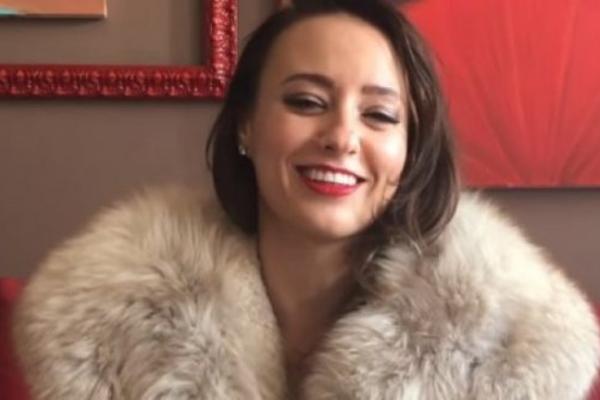 RUSKINJA OBJASNILA MUŠKARCIMA ZAŠTO MORAJU SVE DA PLATE NA PRVOM SASTANKU: Ceo muški rod pocrveneo! (VIDEO)