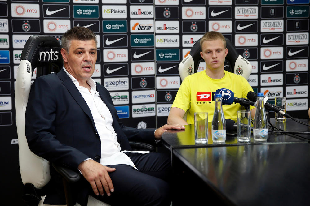 POBEGAO IZ PARTIZANA, PA POTPISAO ZA DINAMO: Neočekivan transfer mladog Srbina, a to nije sve!