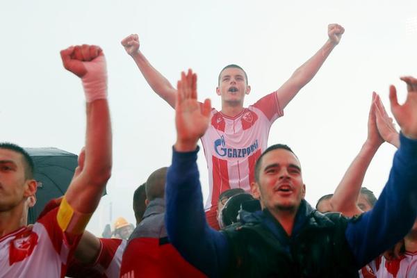 GDE JE LUKA STAO, TI PRODUŽI: Zvezda se zvanično oprostila od Joveljića!