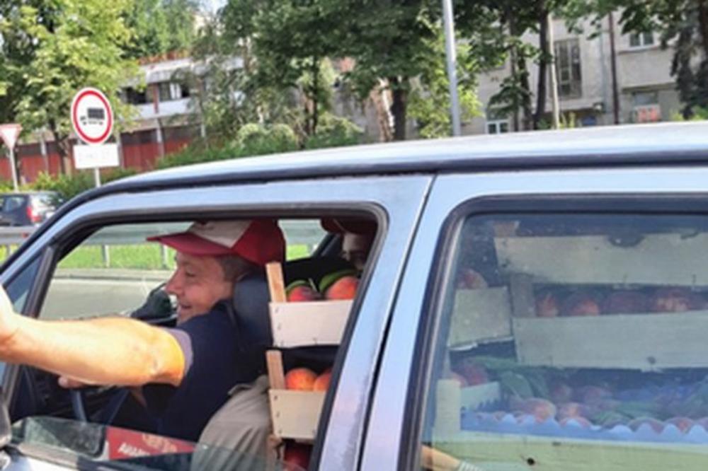 DANAS SE U BEOGRADU NA GAZELI DOGODILA PREDIVNA STVAR: Otvorio je prozor i uradio nešto zbog čega INTERNET GORI!