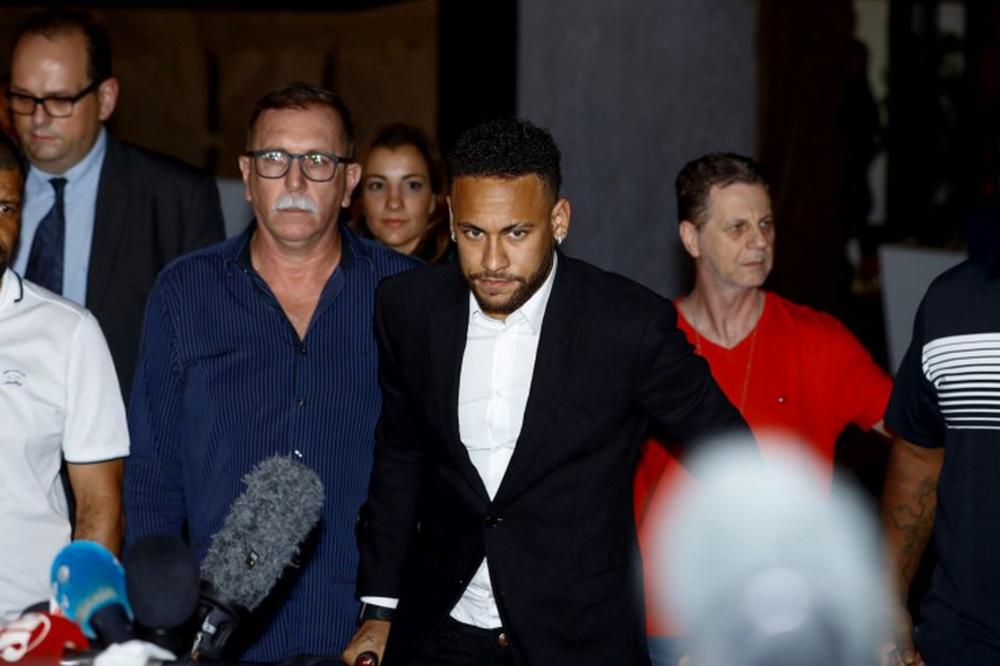 TRAŽILA JE DA JE TUČEM! Nejmar priznao pred milionima na televiziji!