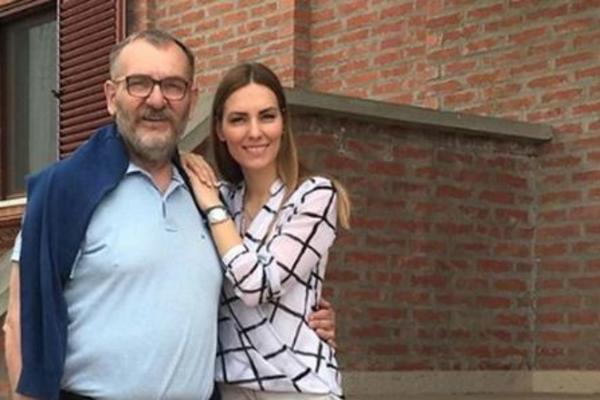 KALINA JE NEDAVNO RODILA DRUGU ĆERKU: Deda Siniša ih je ovako dočekao kod kuće (FOTO)