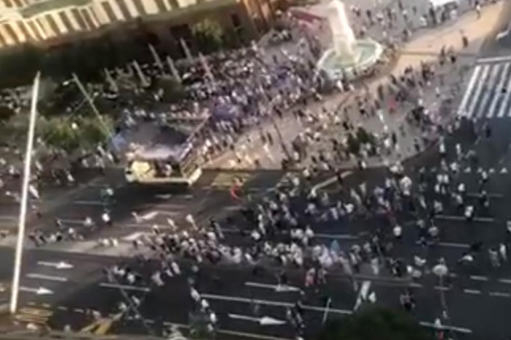 PROTESTI NAČISTO PUKLI: Đilasovci doživeli DEBAKL! I ove subote se okupila samo ŠAČICA kod Terazijske česme (VIDEO)