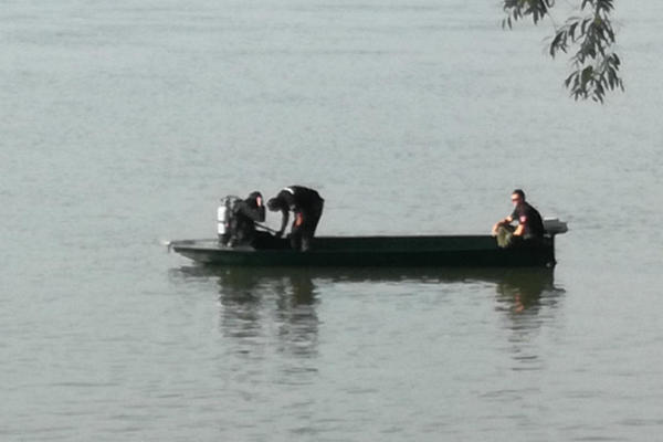 NAJGORE VESTI: Pronađeno telo tinejdžera, izvučeno je iz reke