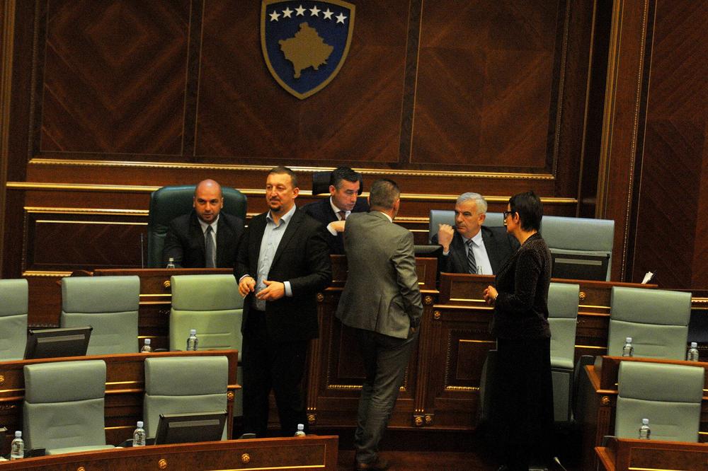 HARADINAJ, TAČI I VESELJI SE ZNOJE! Pitanje je časa kad će MORATI DA PEVAJU NA SUDU ZA ZLOČINE KOJE SU POČINILI