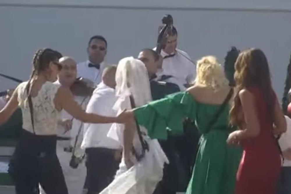 SANJA STANKOVIĆ SE UDALA, PA JOŠ UZELA I MLADOŽENJINO PREZIME: Mlada bacila BIDERMAJER pravo u ruke OVE zadrugarke!