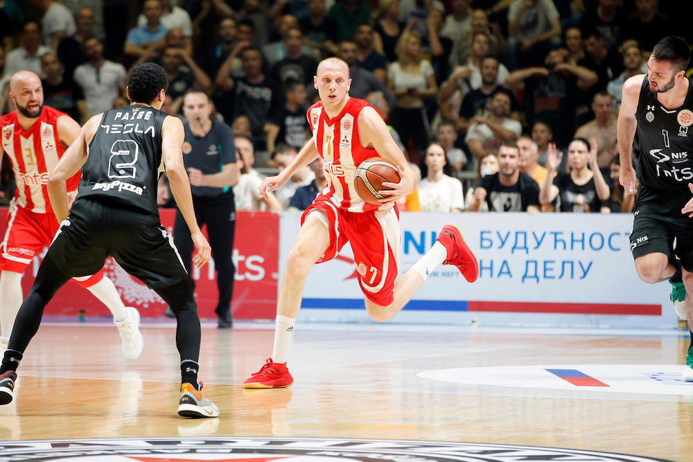 DISKRETNI HEROJ DEJAN DAVIDOVAC O LUDOJ ZAVRŠNICI: Bilo je gusto, ali je i Bili posle dao neki koš!