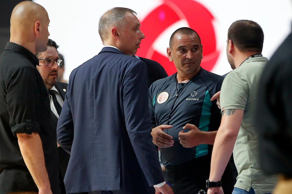 TOMIĆ NIJE ZA EUFORIJU: Trener Zvezde o koracima Bilija Berona, a posebno je nahvalio jednog igrača Zvezde!