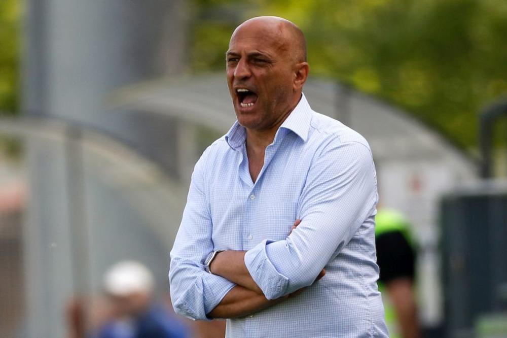 RECKU ANTIĆU ZAPALJEN AUTOMOBIL: Novi napad na trenera Dinama iz Vranja! On tvrdi da zna ko stoji iza toga!