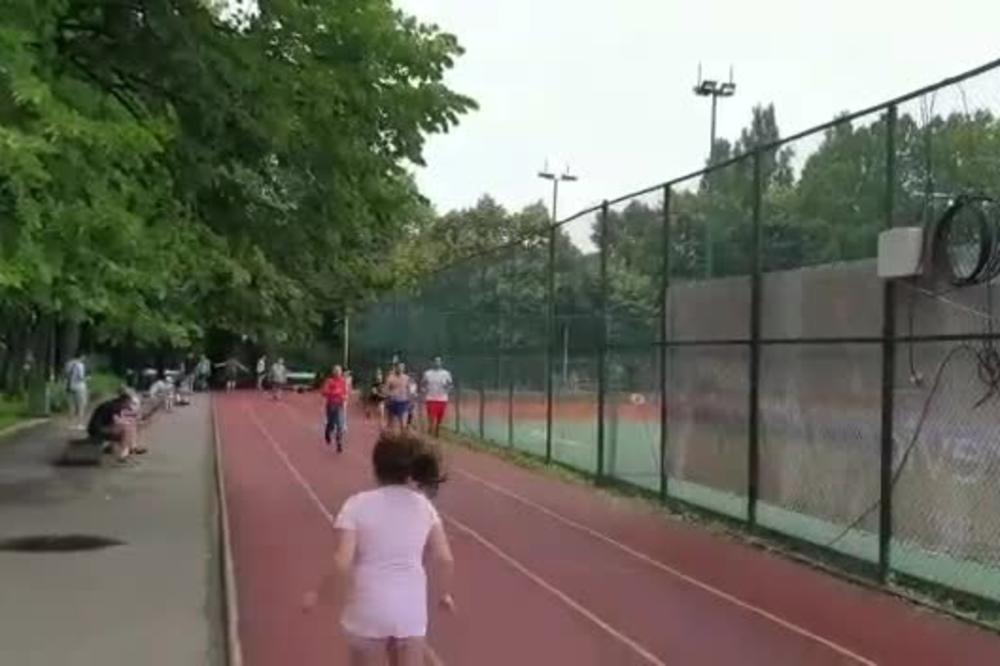 EKSKLUZIVNO! NOVAK ĐOKOVIĆ - VELIKI GOSPODIN: Pogledajte kako je najbolji svetski teniser obradovao decu u Beogradu