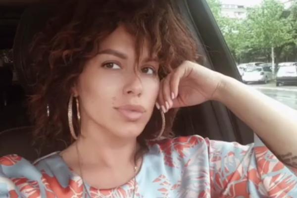 PRE 20 GODINA BILA JE OZBILJNA RIBETINA! Ovako je izgledala Seka Aleksić na omotu svog PRVOG ALBUMA