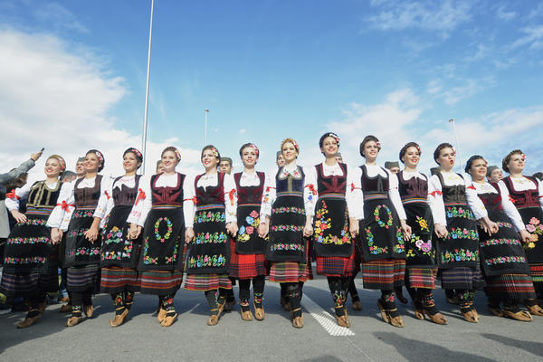 ONA JE PONOS CELE FAMILIJE! Žensko ime koje kod nas NIJE POPULARNO, a trebalo bi da bude!