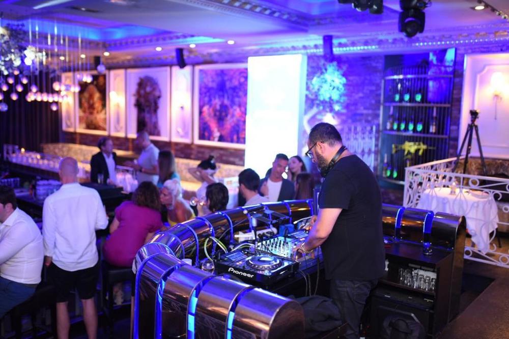 OVO JE POVOD! Nezaboravna žurka Er Srbije na Azurnoj obali!