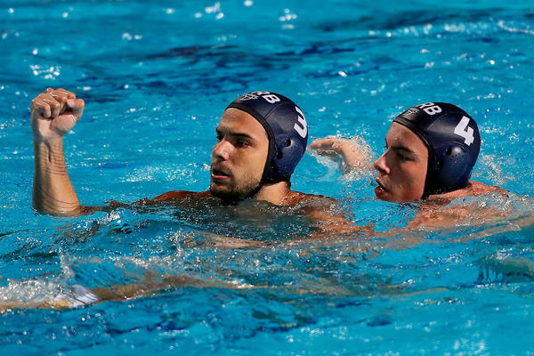 SRBIJA NA PUNOM TAŠU POBEDILA HRVATSKU: Prlainović je dao gol za pobedu, ali novi heroj nacije je Ognjen Stojanović