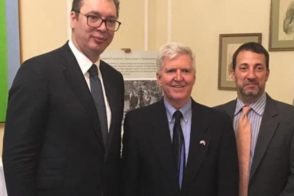 DAN KADA SU AMERIKA I SRBIJA BILI SAVEZNICI! Vučić i Skot setili se HEROJA iz Drugog svetskog rata (FOTO)