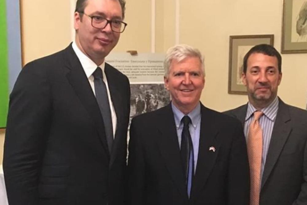 DAN KADA SU AMERIKA I SRBIJA BILI SAVEZNICI! Vučić i Skot setili se HEROJA iz Drugog svetskog rata (FOTO)