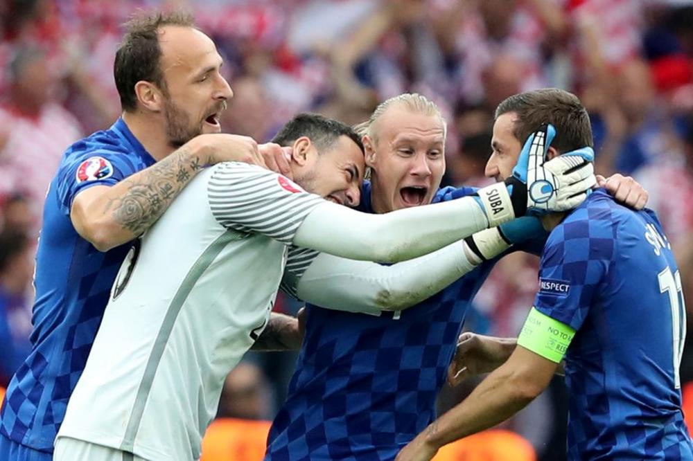 HRVAT SE POZDRAVLJAO SA TADIĆEM, HOLANĐANIN MU REKAO DA JE 'PREVIŠE RUŽAN': Štoper Hrvatske ga tužio i - IZGUBIO!