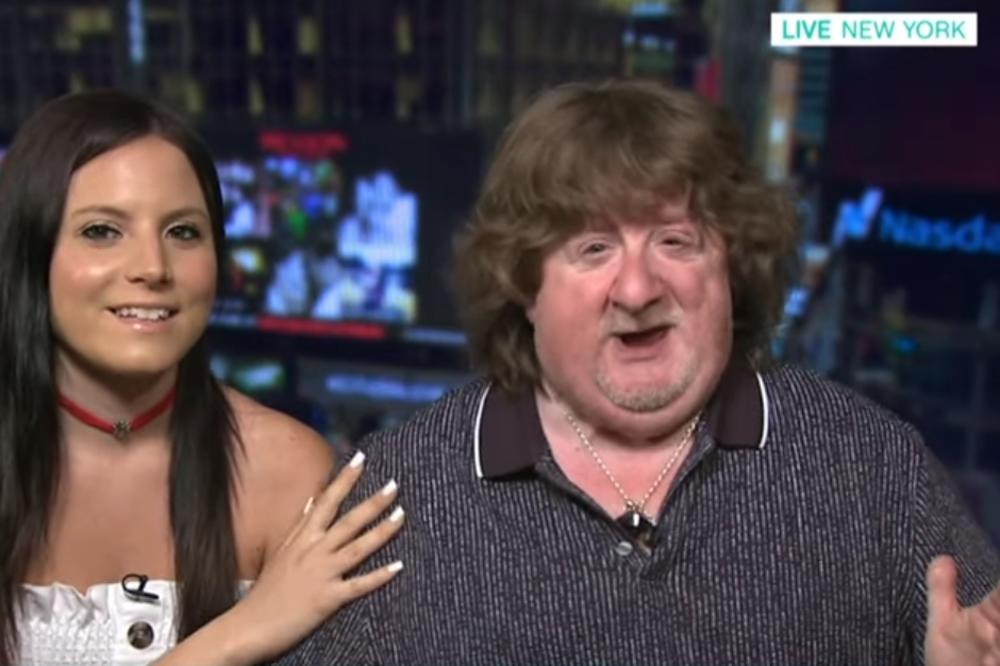 MANEKENKA U VEZI SA 27 GODINA STARIJIM MILIONEROM: Tvrdi da je ne zanima novac, niko joj ne veruje (VIDEO)