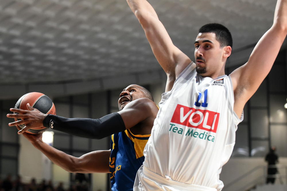 BITADZE DOŽIVEO VELIKU NEPRIJATNOST PRED NBA DRAFT: Novinari ga ponizili, ali je usledila moćna poruka Dvejna Vejda