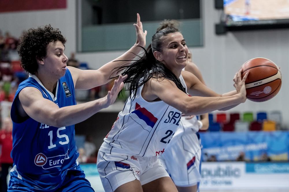 KOŠARKAŠICAMA JE POTREBAN HUK SA TRIBINA: Ana Dabović objasnila kako jako treniraju pred Eurobasket u Srbiji!