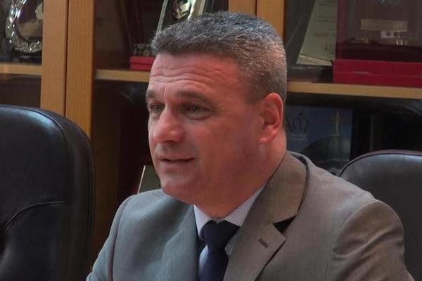 RAZBOJNIK UPAO U KUĆU GRADONAČELNIKA ČAČKA DOK SU MU DECA SPAVALA! Nezapamćena drama