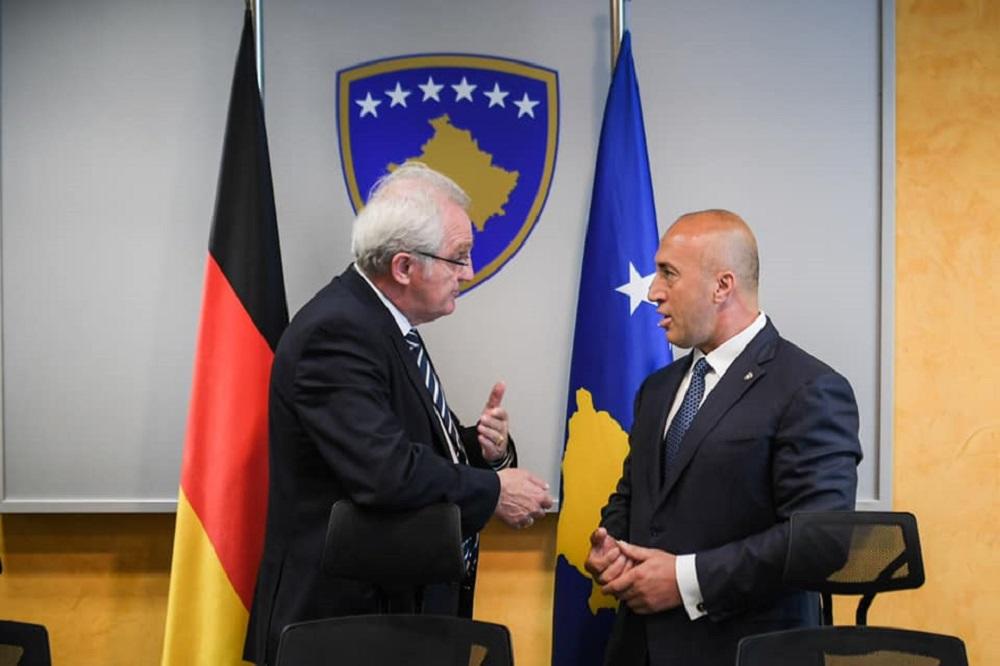 HARADINAJ NAPRAVIO PAKLENI DOGOVOR S NEMAČKOM! Od ovih reči nikome u Srbiji neće biti svejedno (FOTO)