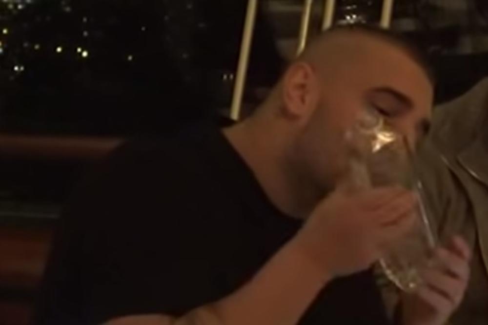 DARKO MORA DA SE MANE PIĆA, INAČE OD NJEGA NEĆE BITI NIŠTA: Poznati kolega OPLEO po Laziću, a iz kuće mu ne izlazi!