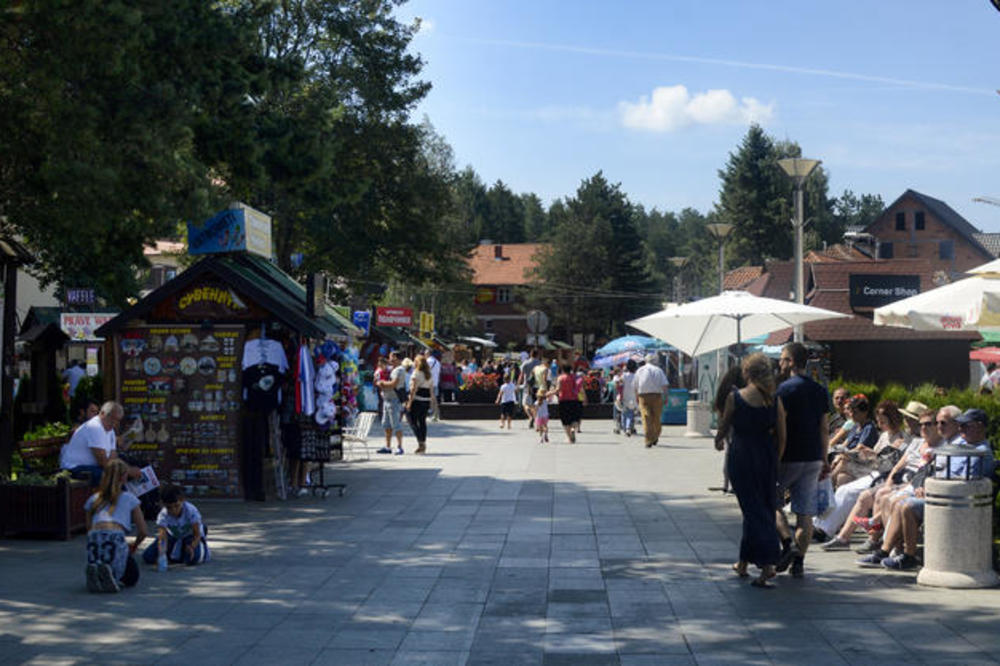 10 PUTA VIŠE ZARAŽENIH NEGO JUČE! Korona osvojila Zlatiborski okrug