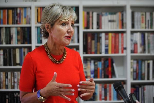 JELENA MILIĆ: U preambulu Ustava umesto celog Kosova staviti SAMO ČETIRI OPŠTINE NA SEVERU