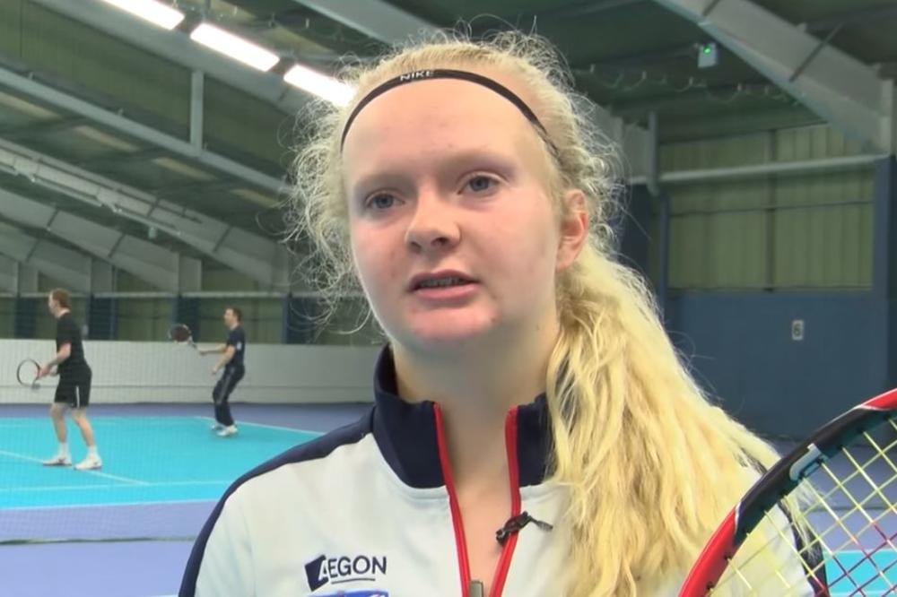 REKLI SU JOJ DA ZABORAVI NA TENIS: Ima 8 prstiju, ne zna ni sama koliko je imala operacija, a sad igra na Vimbldonu