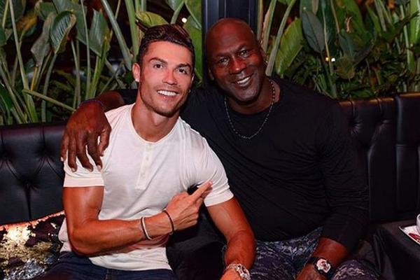 RONALDO OSTAVIO BAKŠIŠ U KOJI SU SVI BULJILI: Portugalac nije žalio pare da bi uživao, a tek susret sa Džordanom...