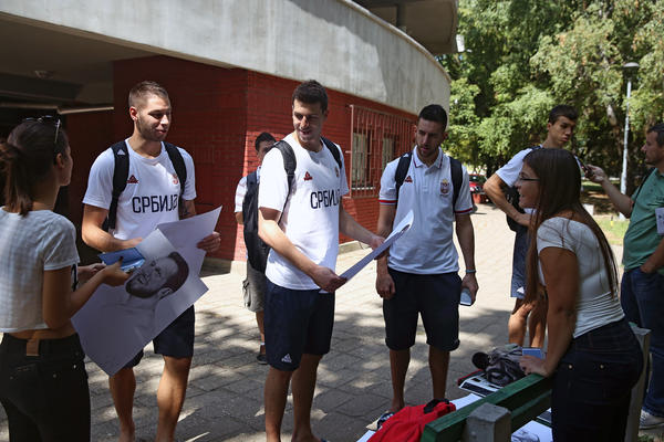 SRBIN JE BOMBA LETA U NBA: Hjuston ozbiljno zagrizao za srpskog košarkaša! Mesecima ga već prate!