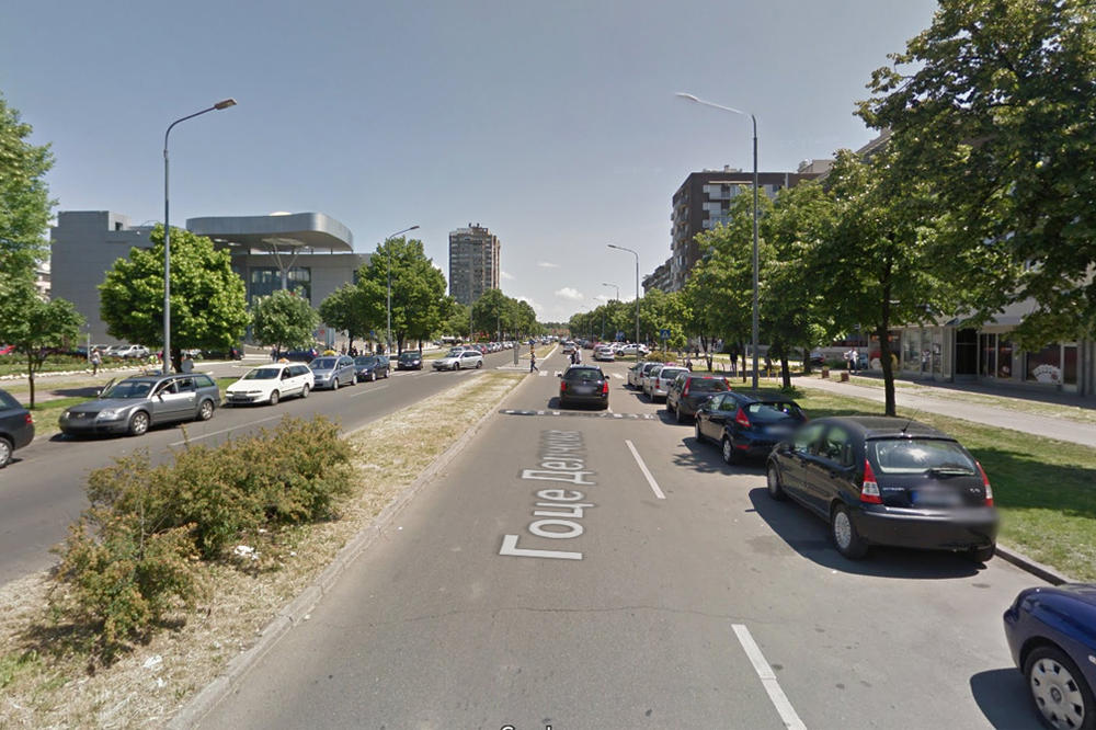 STRAŠNA NESREĆA NA NOVOM BEOGRADU: Auto je udario ženu, BEZ SVESTI prebačena u bolnicu