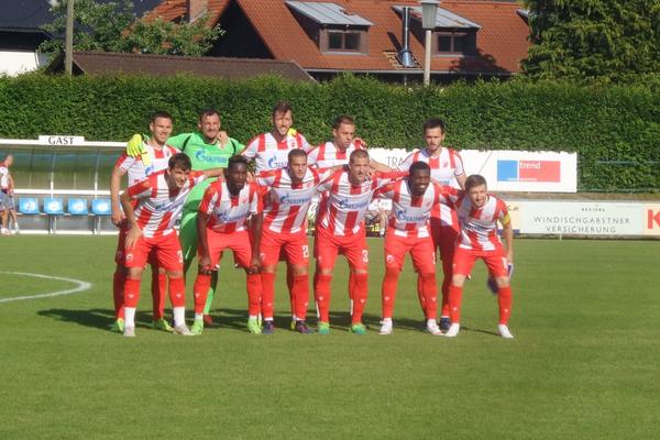 NAVIJAČI ODLUČILI: Ovako će izgledati Zvezdin dres za napad na Ligu šampiona!