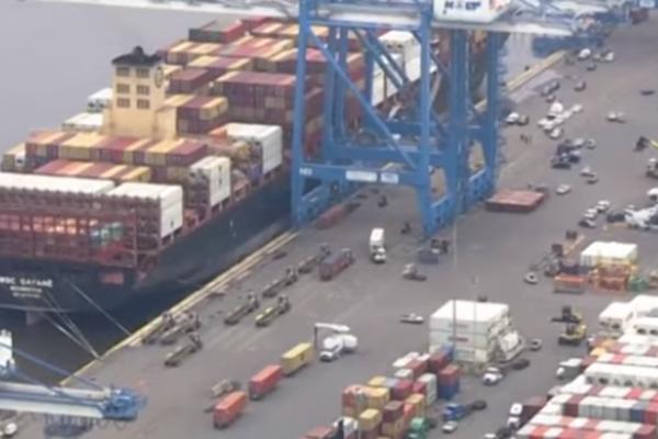 NEKO ĆE MORATI DA PLATI GLAVOM ZBOG OVOGA! FBI drži deset CRNOGORSKIH POMORACA na brodu sa kokainom! (VIDEO)