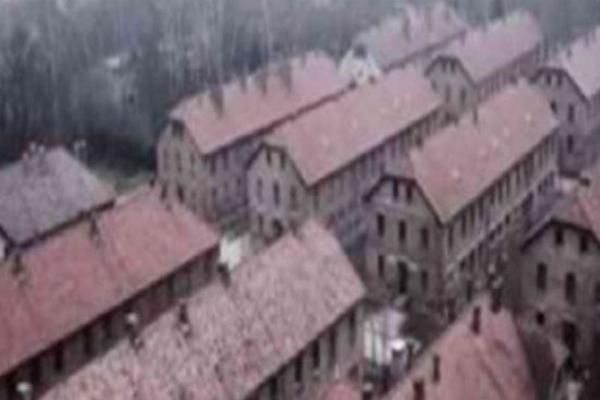 PREŽIVEO AUŠVIC I UMRO U 98. GODINI ŽIVOTA: Dušman je bio poslednji živi OSLOBODILAC "logora smrti" i mačevalac